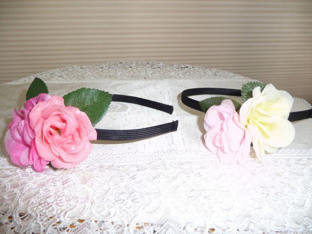 完売 フラワーカチューシャの画像1枚目