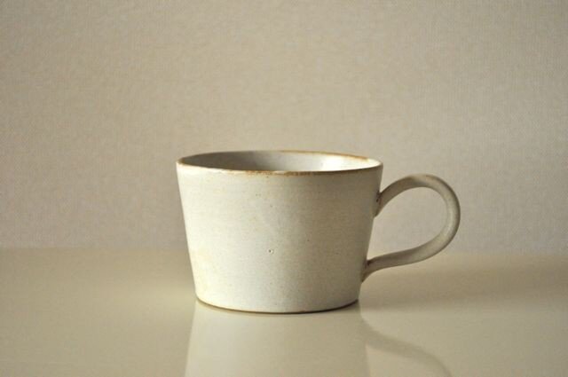 白釉スープカップの画像1枚目