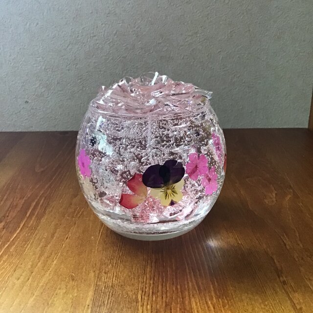 お花キャンドル(うっすらピンク)の画像1枚目