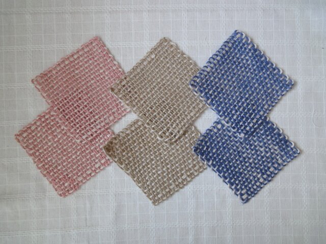 手織り 麻コースター ・ベージュ（2枚セット） iichi ハンドメイド・アンティーク・食品・ギフト・手作り