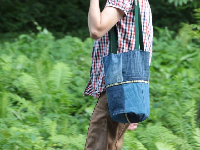 大人のデニムバッグの画像1枚目