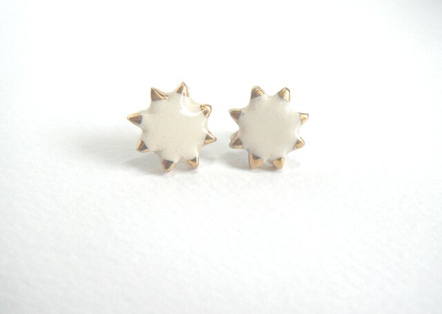 ホシクズのpierce(白)の画像1枚目