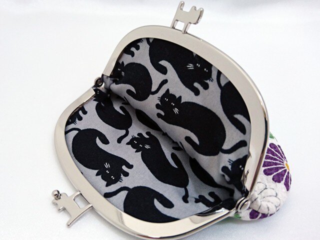 正絹・小さめがま口ポーチ* 丹後ちりめん | iichi 日々の暮らしを