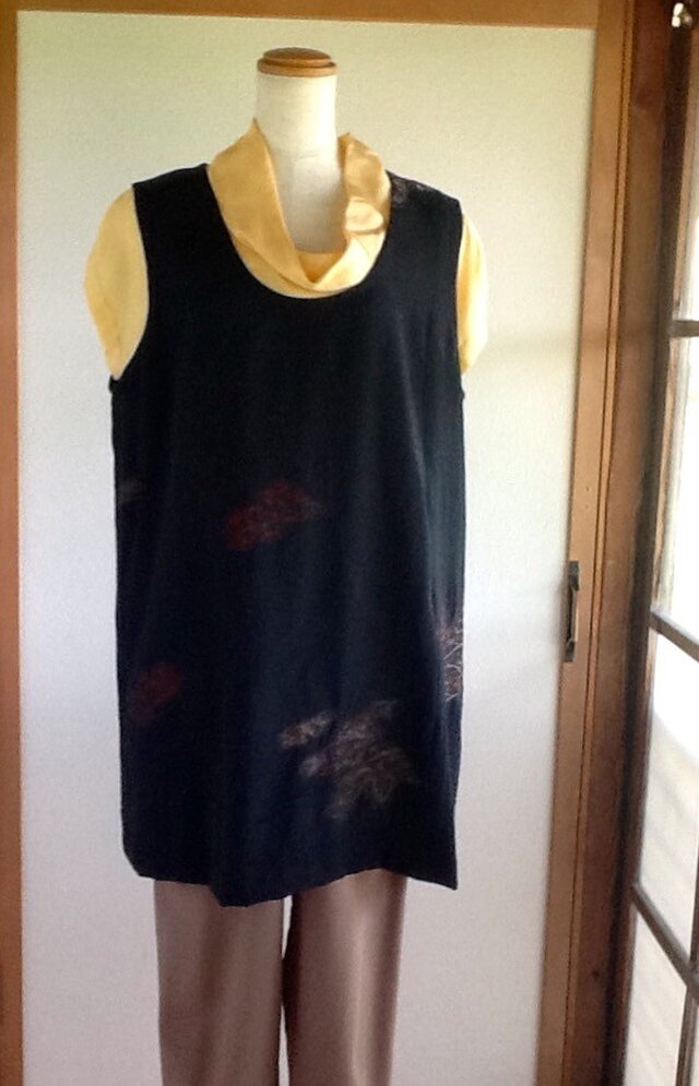 黒の絵羽織からのベスト