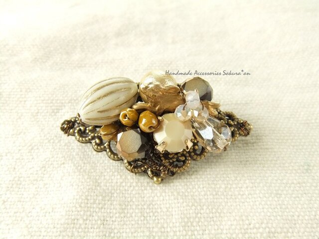 Brooch うさぎ(K0596)の画像1枚目
