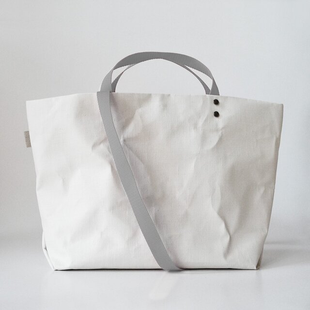 【N/no × E/zel.】SOME WAY LIGHT TOTE BAG (M+)_PP/SILVER GRAYの画像1枚目