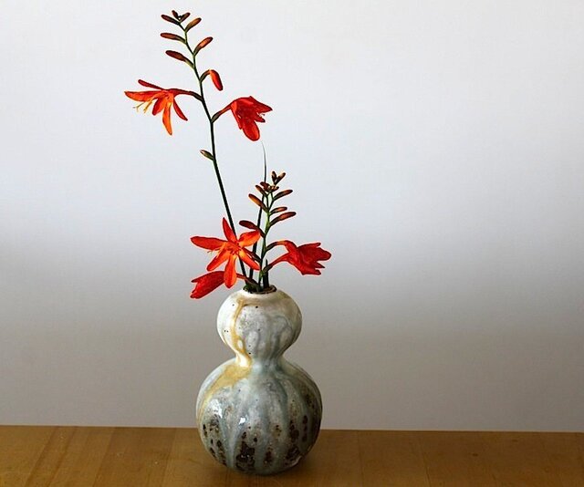 No.kh-01 粉引灰流し花入の画像1枚目