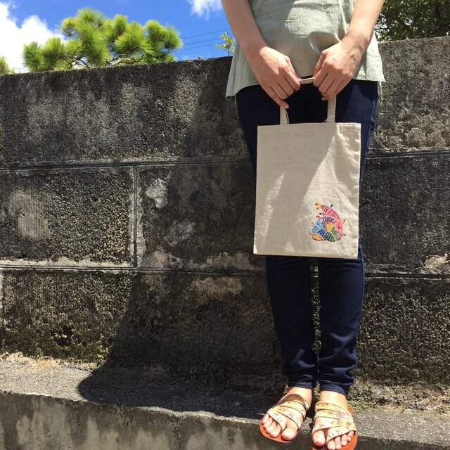 秋の収穫「たけのこちゃん」 手染め エコバッグ (M) Bingata my bag "Takenoko"の画像1枚目