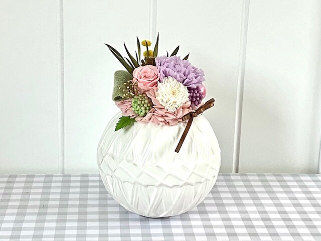 フラワーアレンジメント　白インテリア　フラワーギフト　お花置物　和インテリア yasashisano white 花 お供 ギフト 送料無料 生花 フラワー