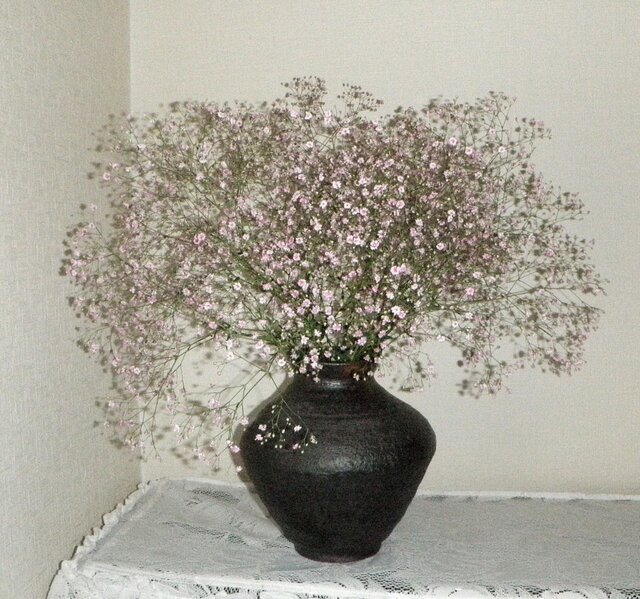 花器~黒釉の画像1枚目