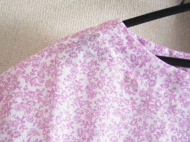 花のブラウス48(再)の画像1枚目