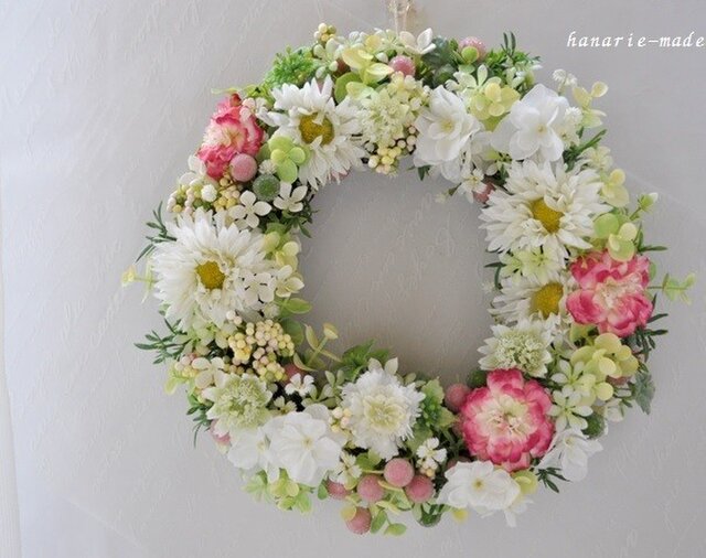 sweet flowers & little sugar balls:wreathの画像1枚目