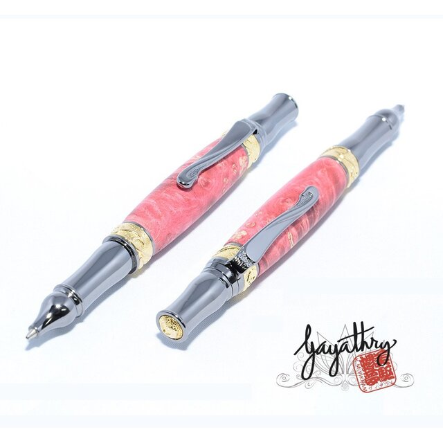 【受注製作】木製の回転式ボールペン(染めたカエデの節の部分;ガン・メタル+24金のメッキ)の画像1枚目