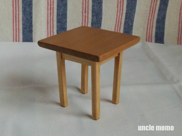 ドール用テーブル小（色：オーク） 1/12ミニチュア家具 | iichi 
