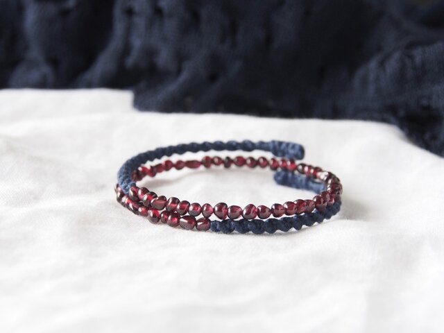 Red×Navy Bangle(ガーネット)の画像1枚目