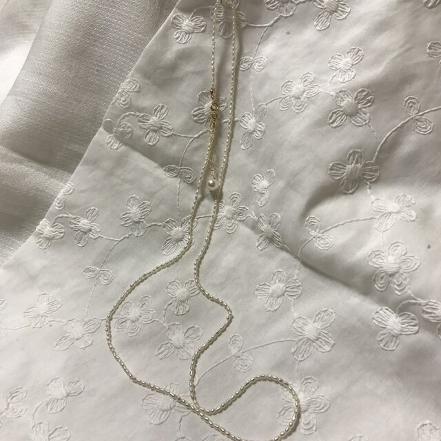 淡水パール ケシパールネックレスの画像1枚目