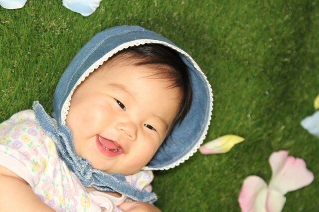 レース付きデニムボンネットの画像1枚目