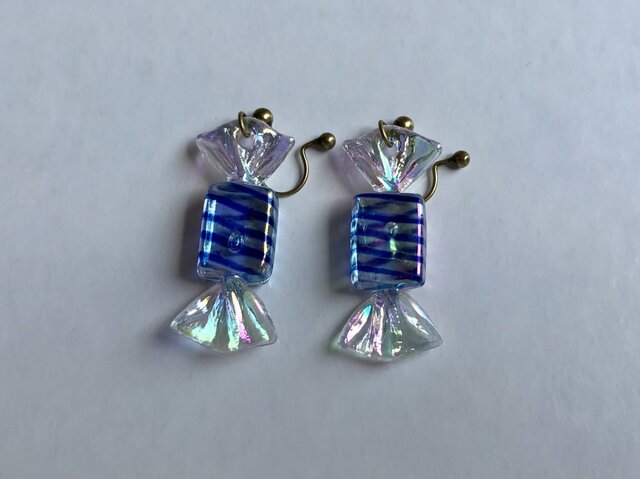 ノンホールピアス No.810キャンディブルーの画像1枚目