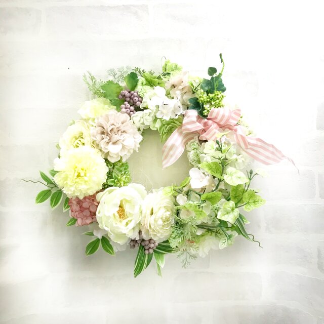 《お花いっぱい》パステルモーブのボリュームリースの画像1枚目