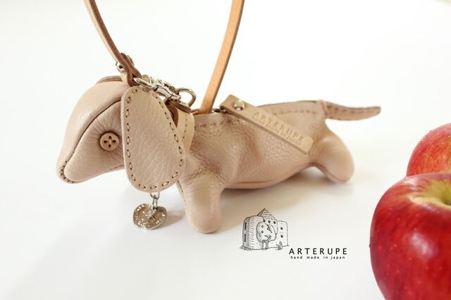 クレーマ子犬キーポーチCucciolo Leather Eyedイタリア製シュリンクレザーの画像1枚目