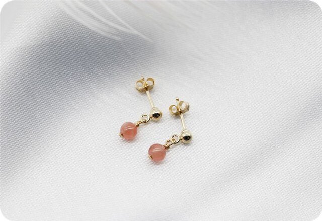 情熱の薔薇 インカローズのショートスタッドピアス/イヤリング可の画像1枚目