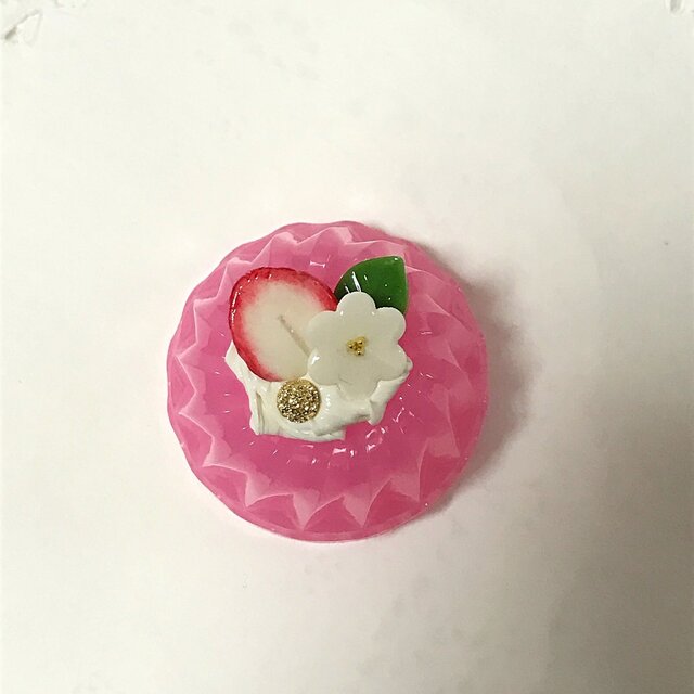 いちごflowerゼリーのブローチの画像1枚目