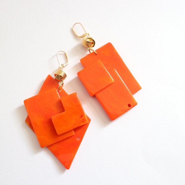 【再販】Italian orangeの大ぶりピアス(イヤリング)の画像1枚目