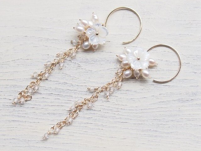 夢見る花の庭Ⅱ(ピアス 14kgf/イヤリング)の画像1枚目