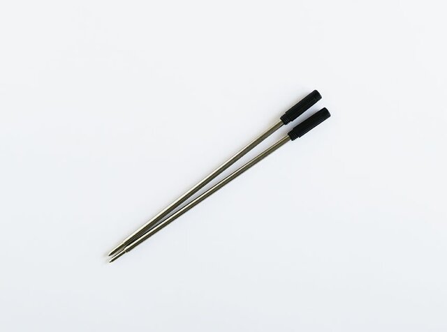 木製ボールペン用替え芯2本セット(黒色)の画像1枚目