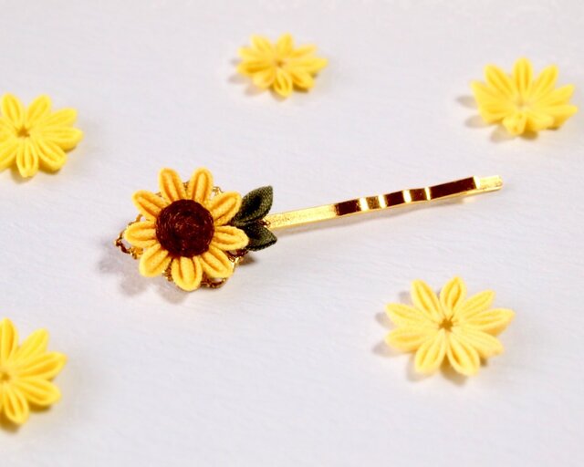 ひまわりのヘアピン （ つまみ細工＊受注制作 ） | iichi 日々の暮らし