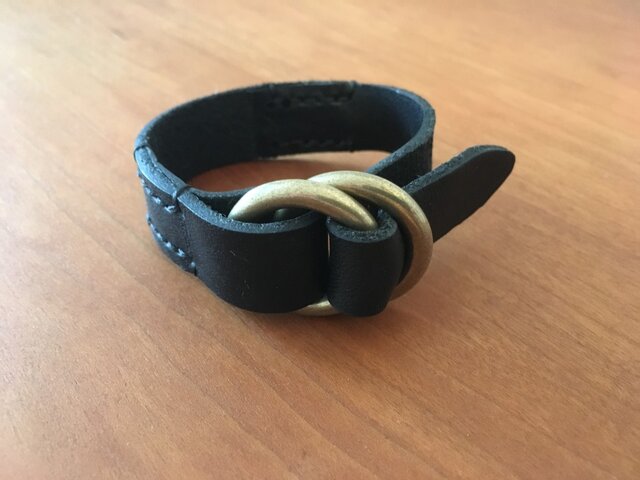 サドルレザー ブレスレット 真鍮金具の画像1枚目