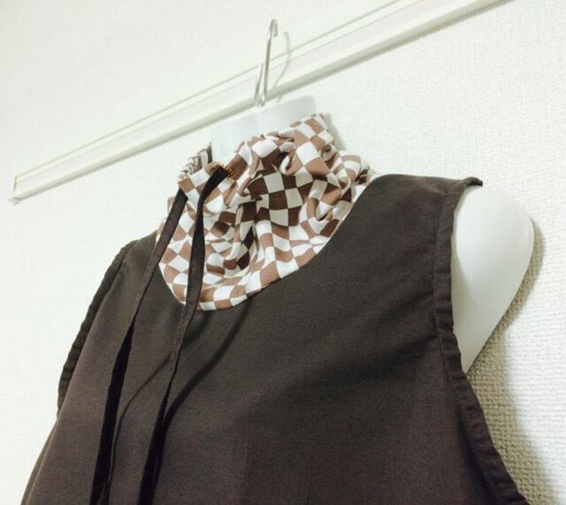 ノースリーブブラウス 茶系混合タイプ(衿・ポケット付き)の画像1枚目