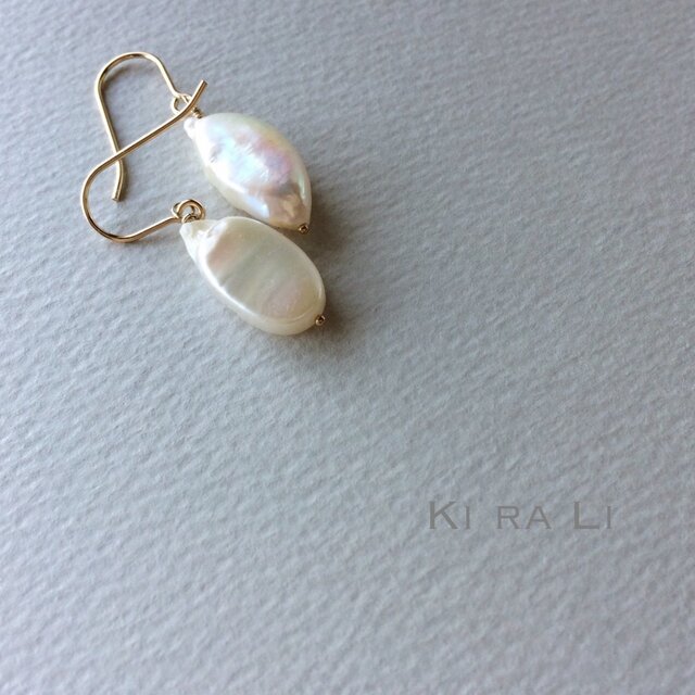 14KGF オーバルパールの一粒ピアス/イヤリングの画像1枚目