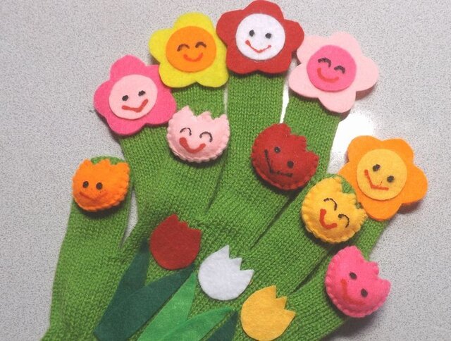 お花がわらった・チューリップ 手遊びセット(お話し手袋)の画像1枚目