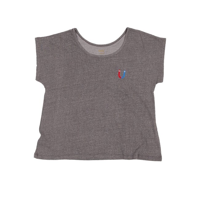 ボディーからオリジナル レディース かわいい刺繍の U字磁石 Tシャツ Tcollectorの画像1枚目