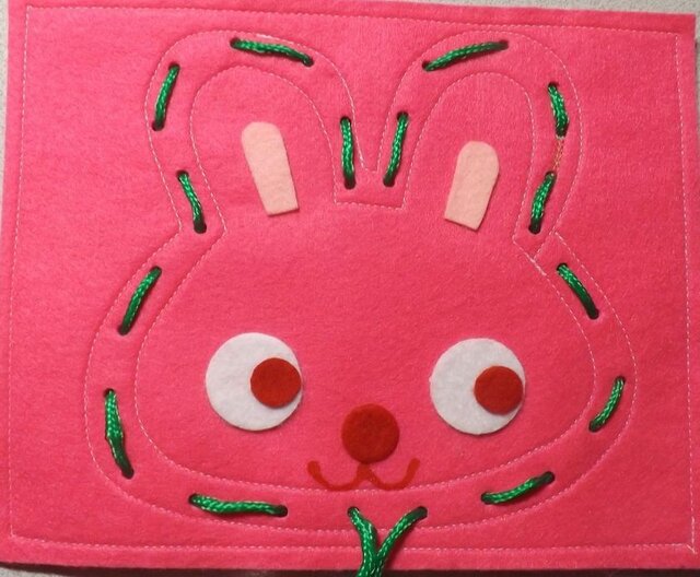ひも通しのおけいこ(ウサギ)の画像1枚目