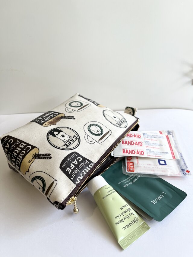 ポーラーベアカフェ　ラミネートポーチ　裏地つき　生成り