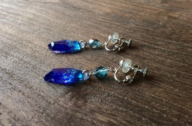 深海の欠片イヤリング(ピアス変更可)*受注製作品の画像1枚目