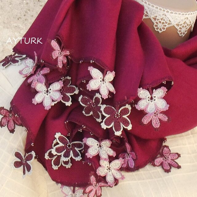 レースの花付き パシュミナストール「桜／2辺」ボルドー