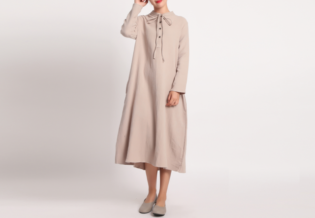 綿麻刺繍生地 痩せて見える優雅な厚手長袖ワンピース ☆Beige☆の画像1枚目