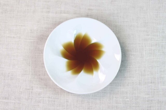 さくらしょうゆ小皿の画像1枚目