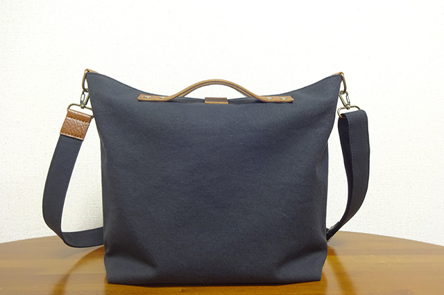 ☆受注製作☆帆布2WAYショルダー BOX M(黒系)の画像1枚目