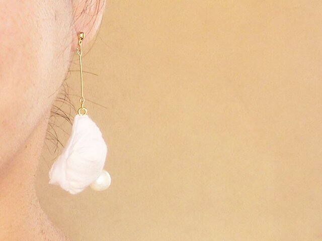 "Nationality #2" ピアス(片耳のみ)の画像1枚目