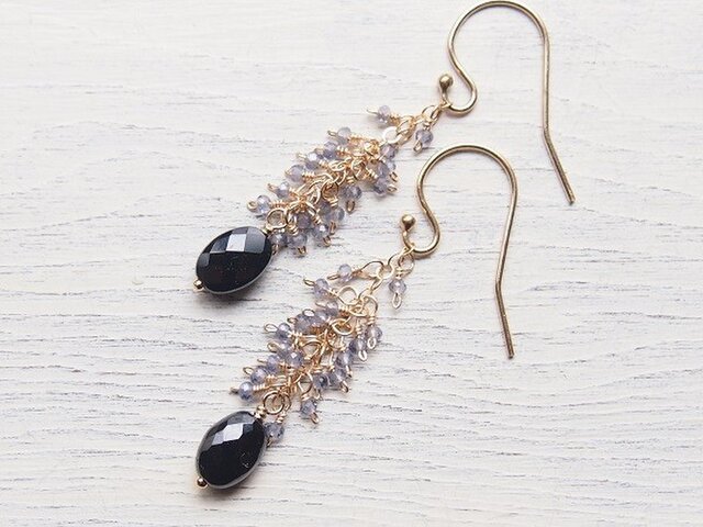 宵闇(ピアス(14kgf)/イヤリング)の画像1枚目