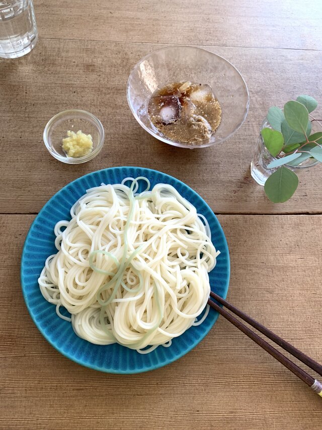 しのぎのお皿　ターコイズブルー