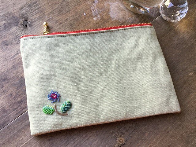 訳アリsale】ビーズ刺繍ポーチ（ボタニカル・ガーデン） | iichi