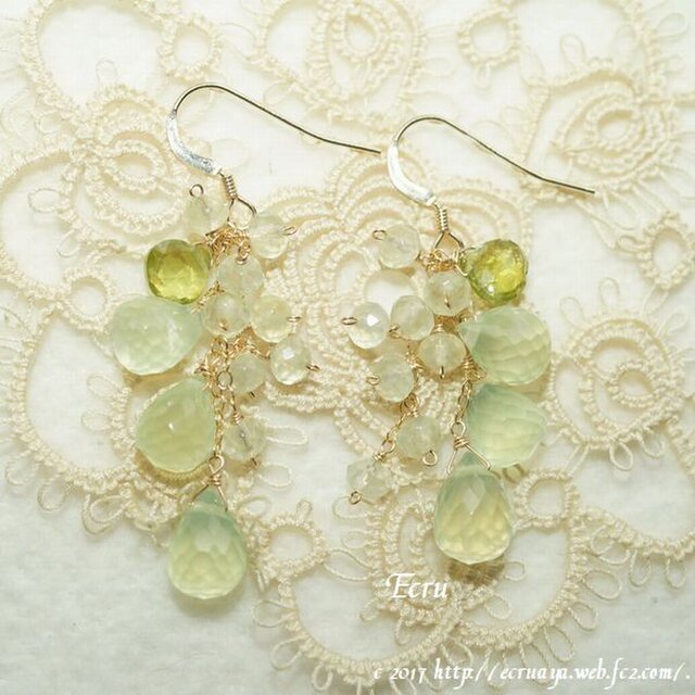 *Alexandria*プレナイトのマスカットのピアス