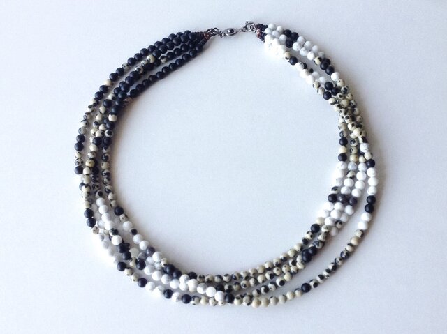 ダルメシアンジャスパーのネックレス Pixellate 【受注制作】／天然石