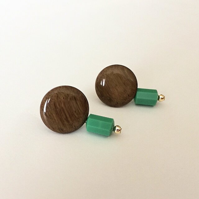 Wood-grain pattern brown button pierce_PIC084の画像1枚目