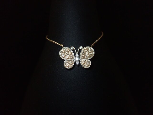 K10YG Papillon Necklace - 蝶々 -の画像1枚目